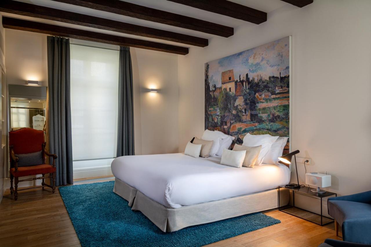 De Cavoye Hotel