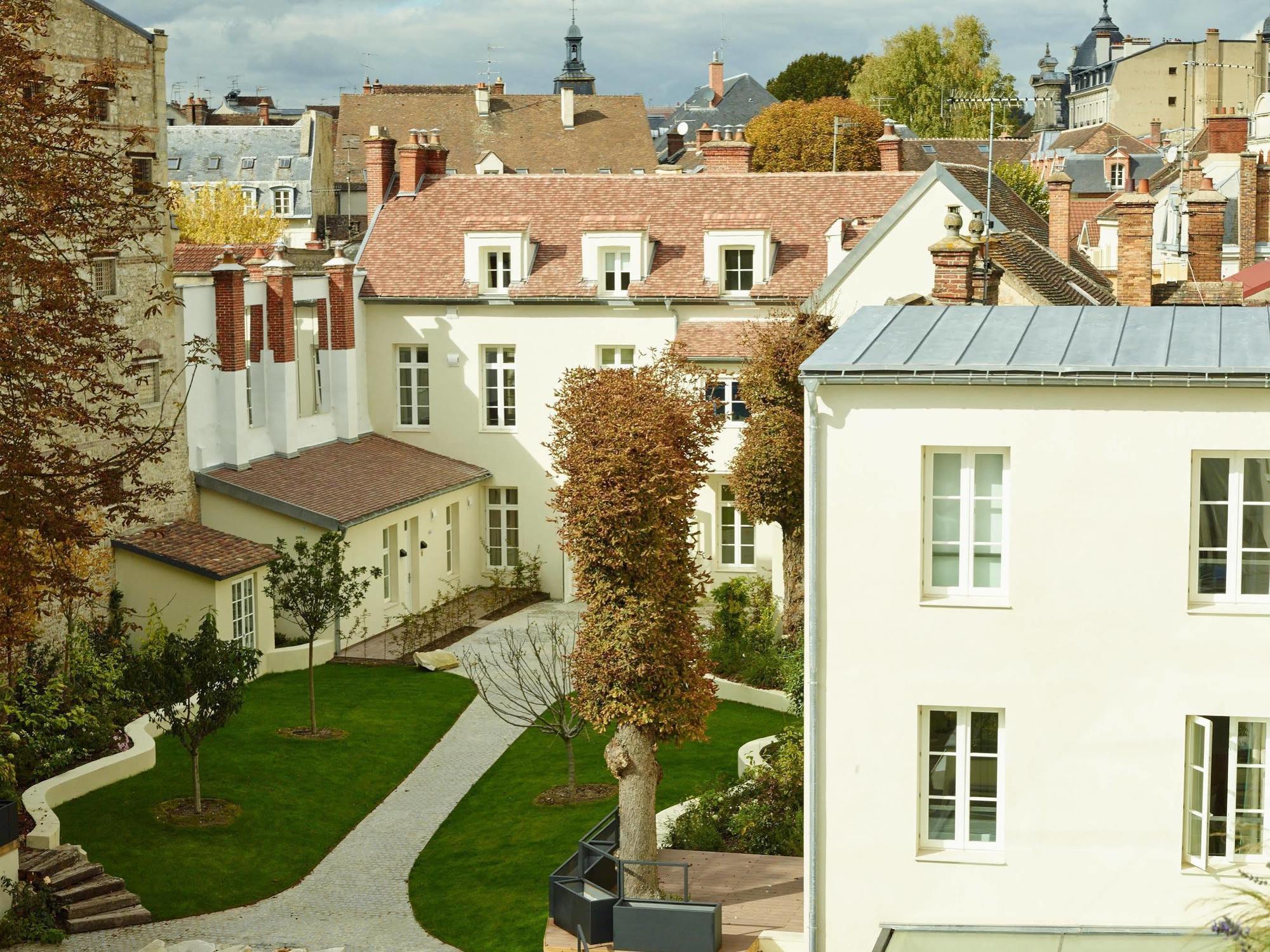 De Cavoye Fontainebleau